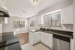 12302 Havelock Dr, Austin, TX 78759 - Photo 18