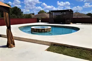 205 Rinehardt St, Hutto, TX 78634 - Photo 32