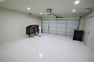 205 Rinehardt St, Hutto, TX 78634 - Photo 10