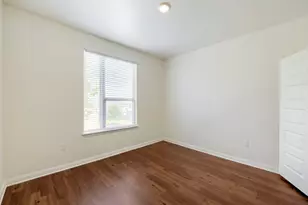 5817 Monmarte Cv, Austin, TX 78744 - Photo 20