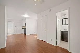 5300 Guadalupe St, Austin, TX 78751 - Photo 10