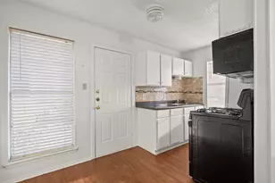 5300 Guadalupe St, Austin, TX 78751 - Photo 4