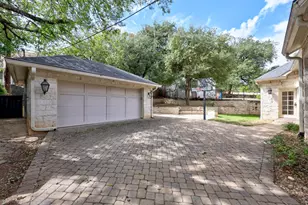 2303 Tower Dr, Austin, TX 78703 - Photo 38