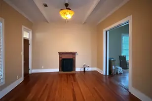 1604 S Austin Ave, Georgetown, TX 78626 - Photo 8