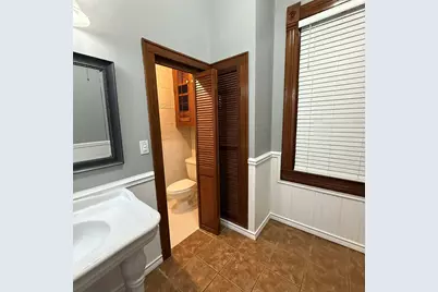 1604 S Austin Avenue, Georgetown, TX 78626 - Photo 18