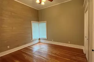1604 S Austin Ave, Georgetown, TX 78626 - Photo 12
