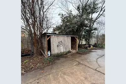 1604 S Austin Avenue, Georgetown, TX 78626 - Photo 6