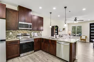 18803 Hogan Cir, Lago Vista, TX 78645 - Photo 6