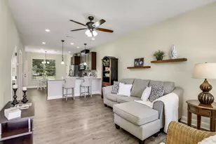 18803 Hogan Cir, Lago Vista, TX 78645 - Photo 4