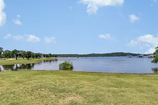 18803 Hogan Cir, Lago Vista, TX 78645 - Photo 28