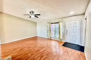 12317 Willow Wild Dr, Austin, TX 78758 - Photo 10