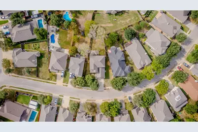 616 Bayou Bend Drive, Buda, TX 78610 - Photo 34