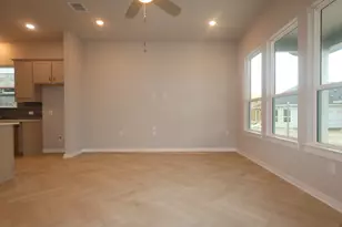 13206 Stabler Dr, Austin, TX 78652 - Photo 8