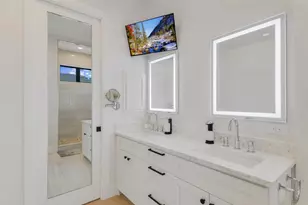 13322 Galleria Cir, Austin, TX 78738 - Photo 10