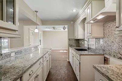 127 N Amthor Street, Bellville, TX 77418 - Photo 10