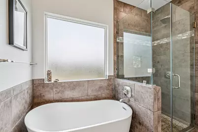 2415 Wilson Street, Bastrop, TX 78602 - Photo 18