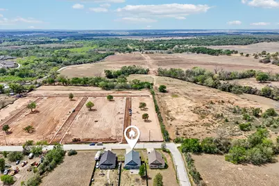 2415 Wilson Street, Bastrop, TX 78602 - Photo 40