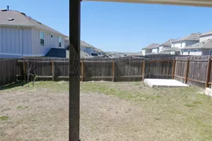 10906 Sentinel Dr, Austin, TX 78747 - Photo 18