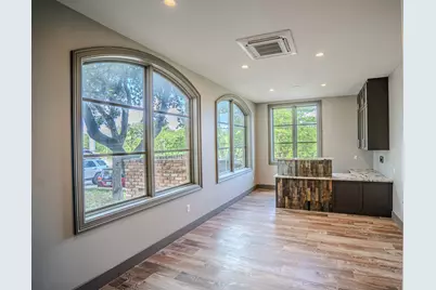 2220 Lakeway Boulevard #120, Lakeway, TX 78734 - Photo 1