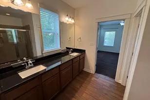 2033 Philomena St, Austin, TX 78723 - Photo 10