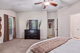903 Ambrose Dr, Pflugerville, TX 78660 - Photo 16