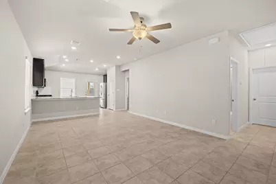 200 Longmount Cove, Liberty Hill, TX 78642 - Photo 8