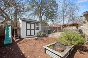 6304 Peggy St, Austin, TX 78723 - Photo 28