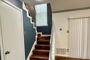 2018 W Rundberg Ln, Austin, TX 78758 - Photo 12