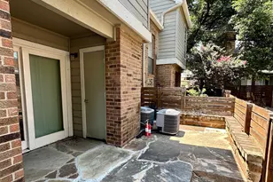 2018 W Rundberg Ln, Austin, TX 78758 - Photo 20