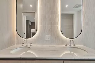 610 Davis St, Austin, TX 78701 - Photo 12