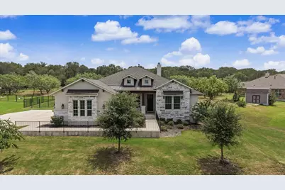 320 Raptor Beak Way, Cedar Creek, TX 78612 - Photo 2