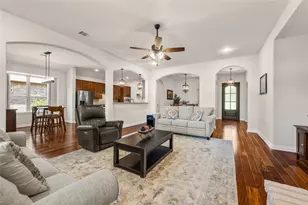 205 Bellagio Dr, Lakeway, TX 78734 - Photo 8