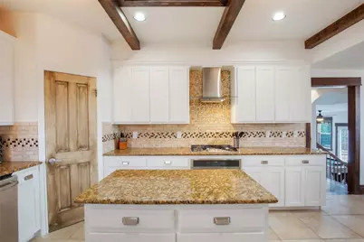 11209 Southwest Oaks Drive, Austin, TX 78737 - Photo 12