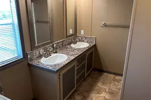 11369 Mountain Top Cir, Jonestown, TX 78645 - Photo 26