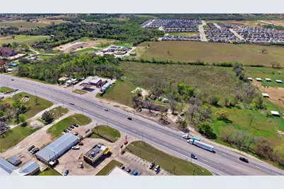 300 W Hwy 290 A, Elgin, TX 78621 - Photo 4