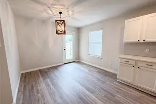 1076 Shadow Creek Blvd, Buda, TX 78610 - Photo 4