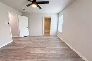 1076 Shadow Creek Blvd, Buda, TX 78610 - Photo 14