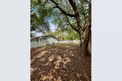 307 N Black Street, Round Rock, TX 78664 - Photo 26