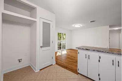 307 N Black Street, Round Rock, TX 78664 - Photo 10