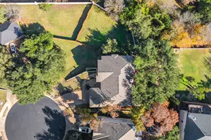 12505 Stapp Ct, Austin, TX 78732 - Photo 2