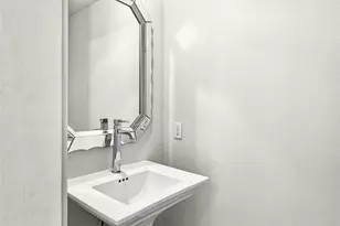10101 Parkfield Dr, Austin, TX 78758 - Photo 22