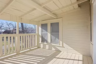 715 Porter St, Taylor, TX 76574 - Photo 1