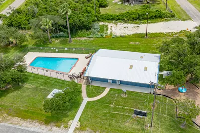 510 Water Oak Lane, Rockport, TX 78382 - Photo 10