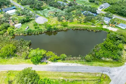 510 Water Oak Lane, Rockport, TX 78382 - Photo 14