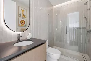 610 Davis St, Austin, TX 78701 - Photo 8