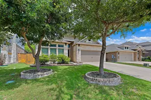 912 Isaias Dr, Leander, TX 78641 - Photo 2