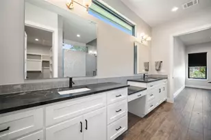 2508 Diagonal Dr, Horseshoe Bay, TX 78657 - Photo 10