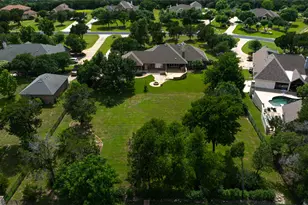 175 Whitney Woods Cir, Georgetown, TX 78633 - Photo 38