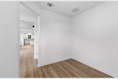 1002 Martingale Street, Georgetown, TX 78633 - Photo 14