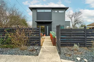 3311 Pennsylvania Ave, Austin, TX 78721 - Photo 2